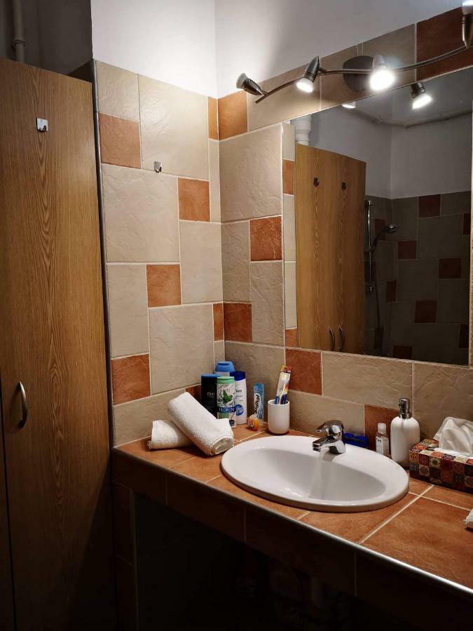 페치 King 38-1 Apartman 아파트 외부 사진